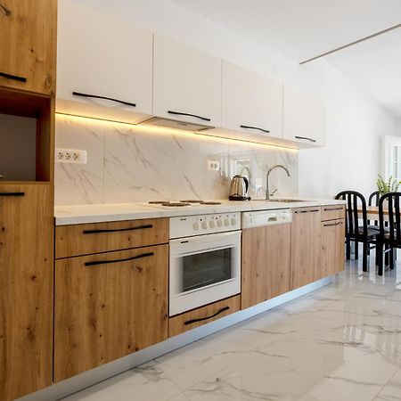 Apartmani Judik ネウム エクステリア 写真