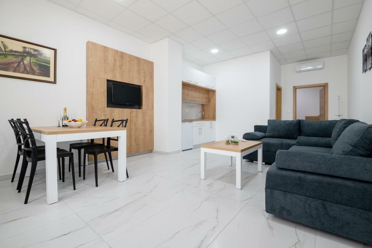Apartmani Judik ネウム エクステリア 写真